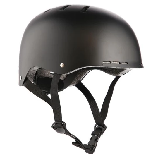 MTW03 CZARNY ROZM. M (52-59 cm) KASK NILS EXTREME (16-70-063)